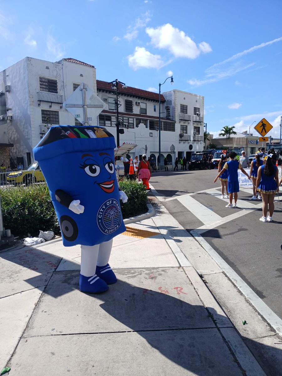 ♻️ Meet Bonnie the Recycling Bin! ♻️

As Benny retires, Bonnie steps in to continue the same fun recycling programs kids love. Catch her at a school, park, or public event near you—learning about recycling has never been more fun! 🌎✨
