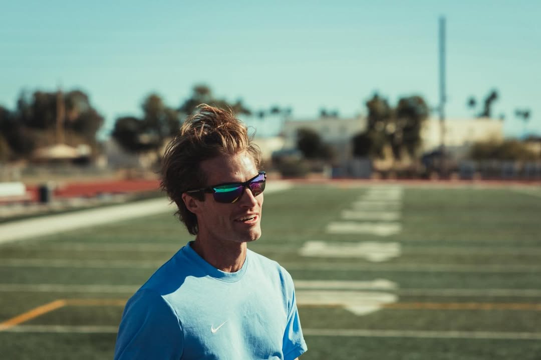 trackallaccess's tweet photo. My friend Grant Grosvenor (age 33, 4:00.22 pb) is looking to become the 2nd oldest ever to break 4:00 in the mile for the first time. He posted a workout on his new youtube channel... https://t.co/cxYSgrMQZr