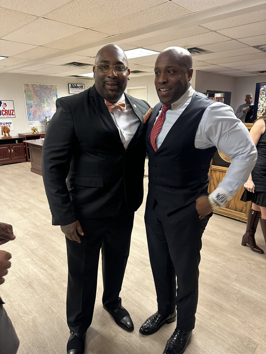 Everett Jackson tweet media