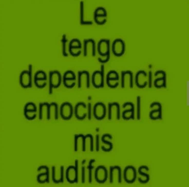 abr6zame's tweet image. Puedo vivir sin pareja pero no sin mis audífonos.
