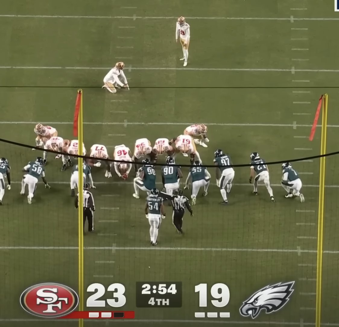 DylanIsADragon's tweet image. Shouldn't the Niners have gone for two here?