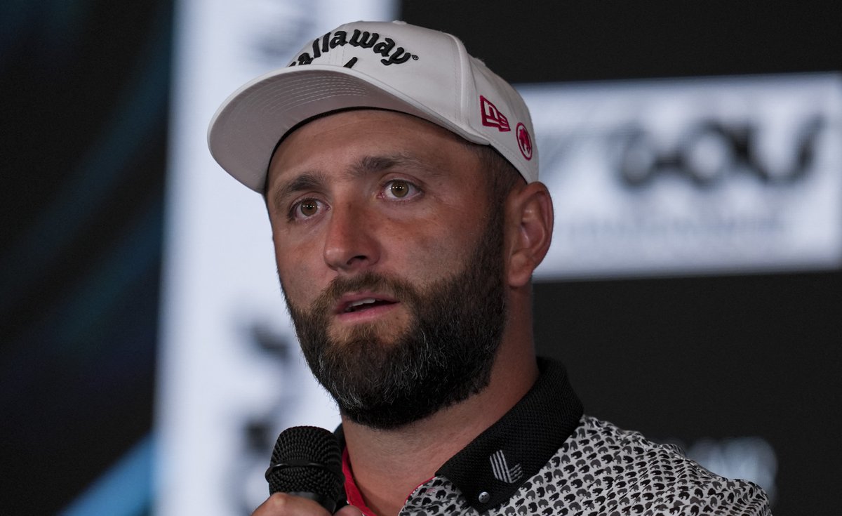 GolfMagic's tweet image. Jon Rahm and Bryson DeChambeau break silence on LIV Golf futures after Brooks Koepka exit 

golfmagic.com/tour/liv-golf/…