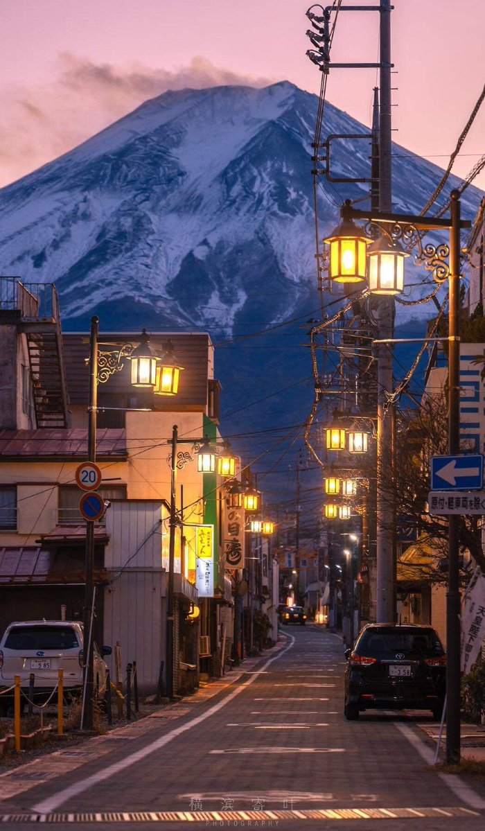 shruts89's tweet image. 友達からの誕生日プレゼントが嬉しくて一日中笑顔 👨‍🌾