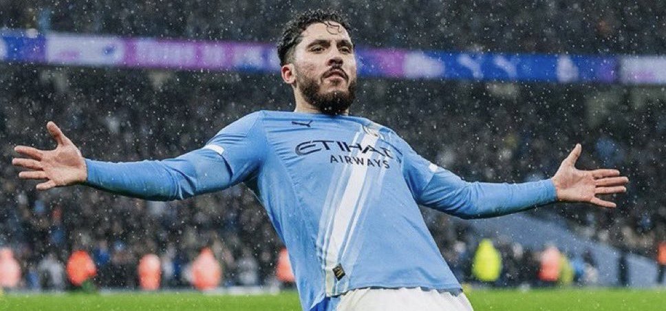 Rayan Cherki moi j’ai juste plus les mots. Si je dis vraiment ce que je pense on va me dire tu t’enflammes trop. Mais là encore, il joue 15 min, le une-deux avec Aït Nouri est délicieux, il te marque ce 2ème but important avant le retour. Garde cette faim, tu nous régales Rayan.