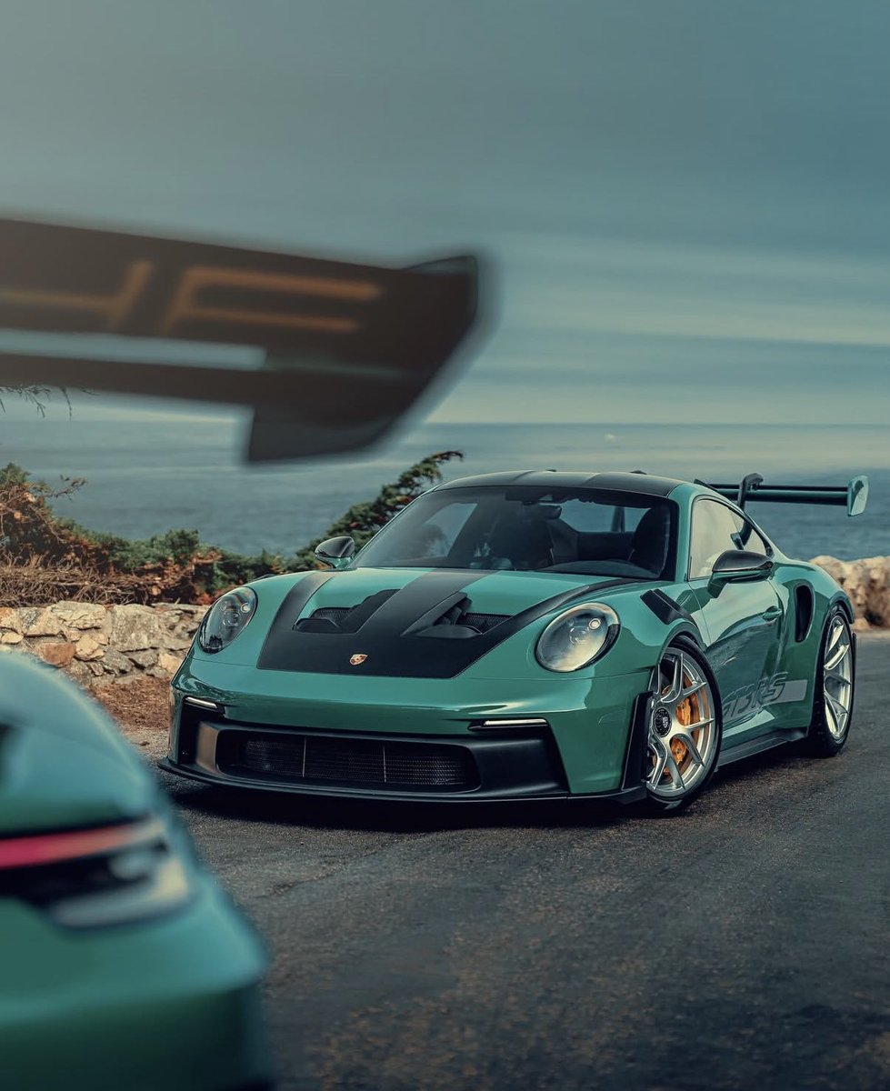 LUX Cars tweet media