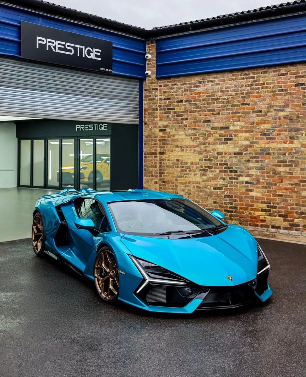 DailyLamboTM's tweet image. 