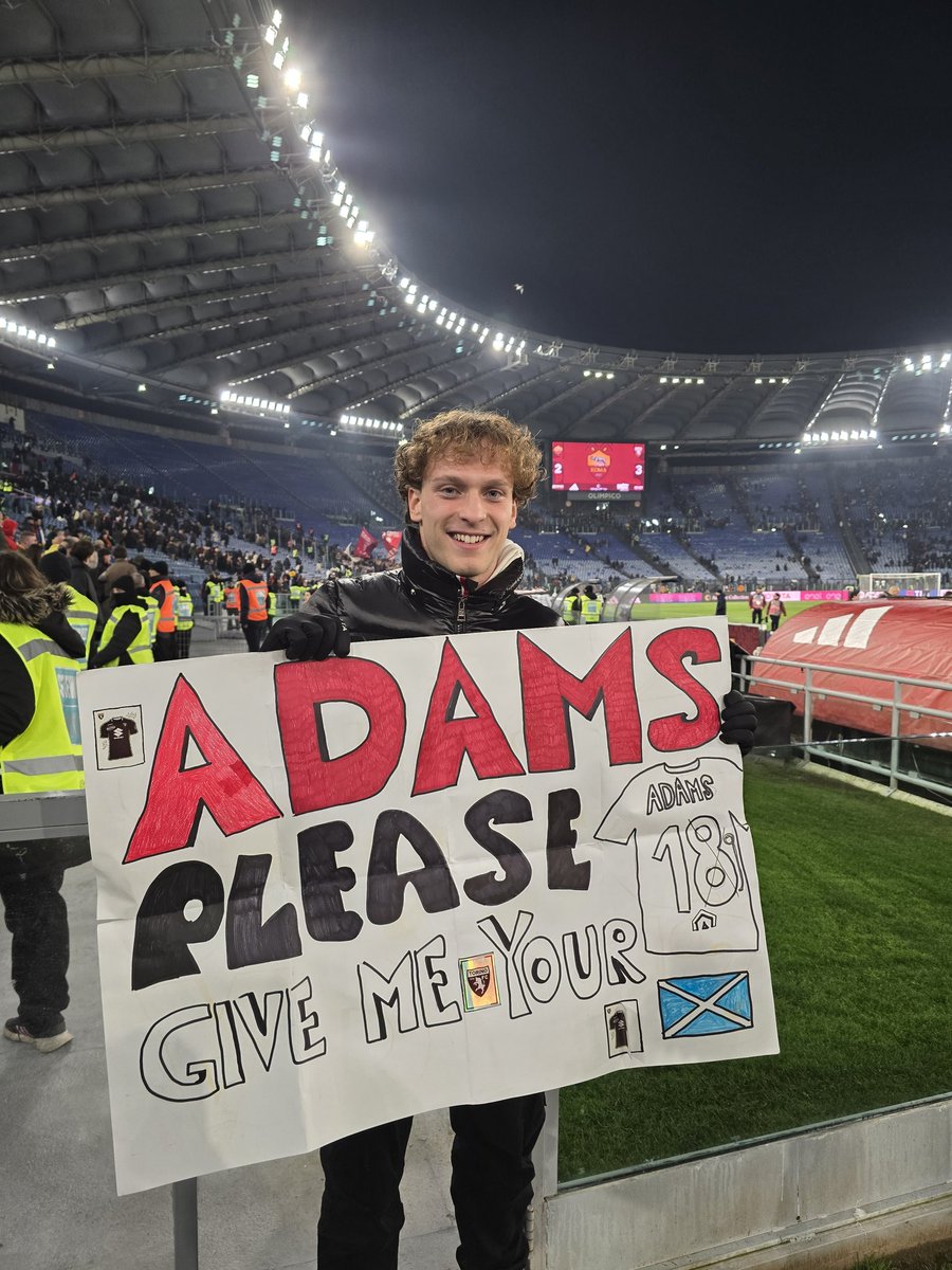 Miglior partita dell'anno per il #Toro che batte la #Roma e va ai quarti di #CoppaItalia.
Doppietta di #Adams e gol finale di un ottimo #Ilkhan .
#RomaTorino 2-3
Bellissima scena con Gianmarco che chiede e ottiene la maglia da Che
#SFT #FVCG