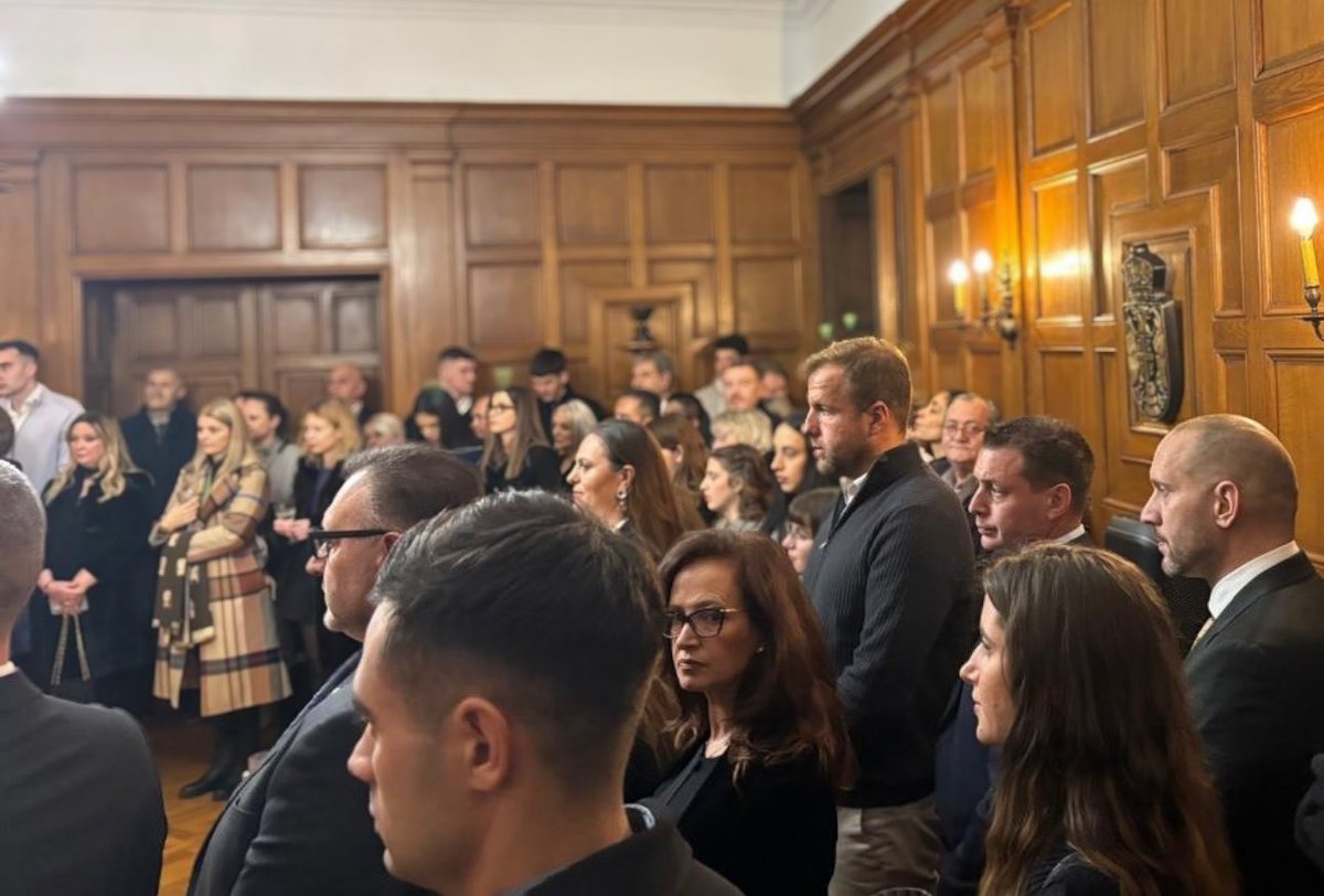 У Амбасади 🇷🇸 у Атини вечерас је одржан свечани пријем поводом обележавања Српске нове године. Догађају су присуствовали наши сународници из свих делова Грчке, представници српске православне заједнице у Атини, спортисти, угледни привредници, истакнути чланови научне и академске