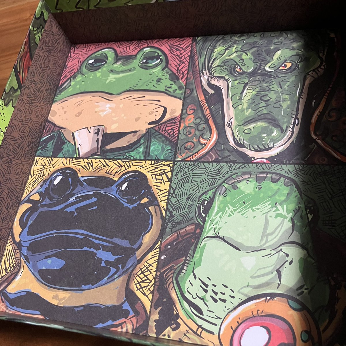 nusfrog's tweet image. ワニ🐊がカエル🐸に蹂躙される💦
『フェヤズ・スワンプ』

テクニックが、戦略がダイレクトに反映するシビアさ❗️ガードレール少なめで、嫁様のカエル軍団に我がワニ族がフルボッコにされました🤣50点以上差を付けられる🐊💦池の覇権はカエルに🐸✨悔しーっ！