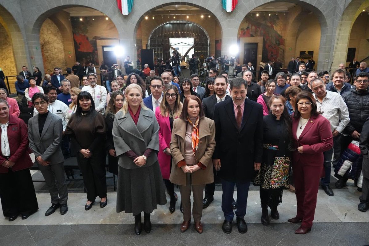 Fernández Noroña tweet media