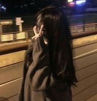 rossclutton's tweet image. 朝の通勤ラッシュで電車に乗れなくて、次の電車まで20分待ち 🤤