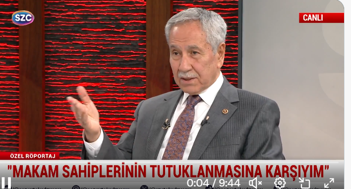 🔴 Fark ettiniz mi? 

Melih Gökçek 3-4 gündür Tv Kanallarına çıkıp Mansur Yavaş'ı rezil perişan edince,

CHP  Bülent Arınç kartını çekti, Arınç'ı sözcü TV'ye çıkartıp Melih Gökçek'e saldırtıyor. ..😂