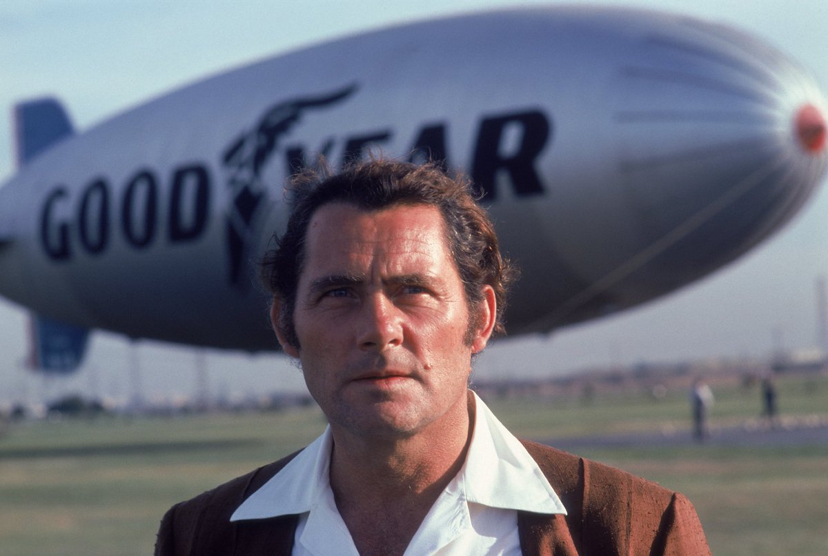 💿本日1月14日 発売！！

『ブラック・サンデー』Blu-ray

当時脅迫により日本公開中止となった幻のパニック・スリラー超大作が待望の初Blu-ray化！

＜キャスト・スタッフ＞
ロバート・ショウ･･･デヴィッド・カバコフ少佐
ブルース・ダーン･･･マイケル・Ｊ・ランダー