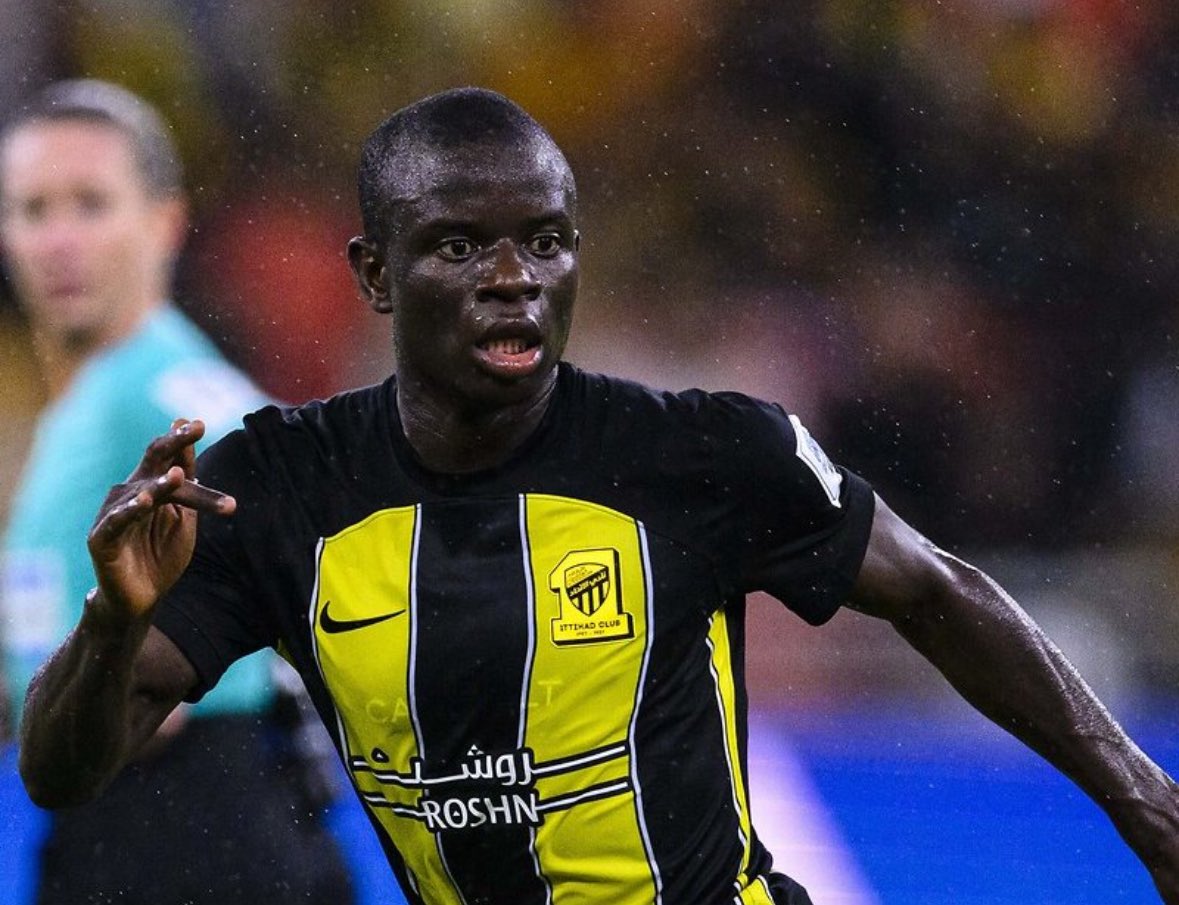 🚨🔵🟡 Fenerbahçe had direct meeting today with N’Golo Kanté camp with initial contract proposal now presented. Discussions continue also with Al...