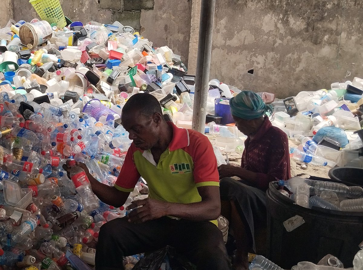SWEEPFoundation's tweet photo. @SWEEPFoundation is the philanthropic arm of Urban Waste Dynamics Ltd, is behind the initiative known as #WasteintheCity, which aims to advance sustainability and the circular economy model by recovering waste, processing it, and reintegrating its value. #WasteintheCity https://t.co/icdv8VoXGj