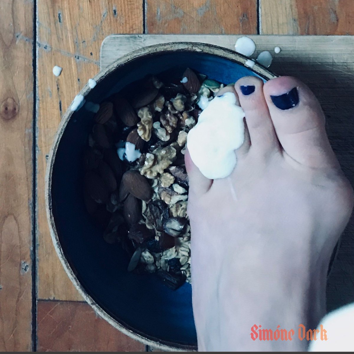 SimoneDarkOne's tweet image. Lunch is served. Lick my toes cuck. Prove your devotion.

Cash App👇$send2SimoneDark

@rt_feet
@HSoless
@MuseFeetGallery
@marvelguy1991
@FootParadiseRT
@feetandsoles5
@Sole_desiring
@FeetFinder
@Soleloverdeluxe
@Tweety_Feet 

All Images and Videos © Simóne Dark