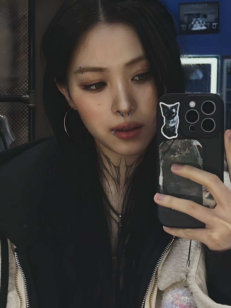 𝐊𝑨𝑽𝑰𝑨. tweet media