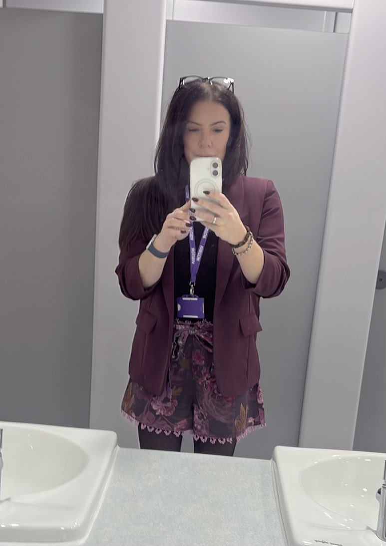 remand chic tweet media