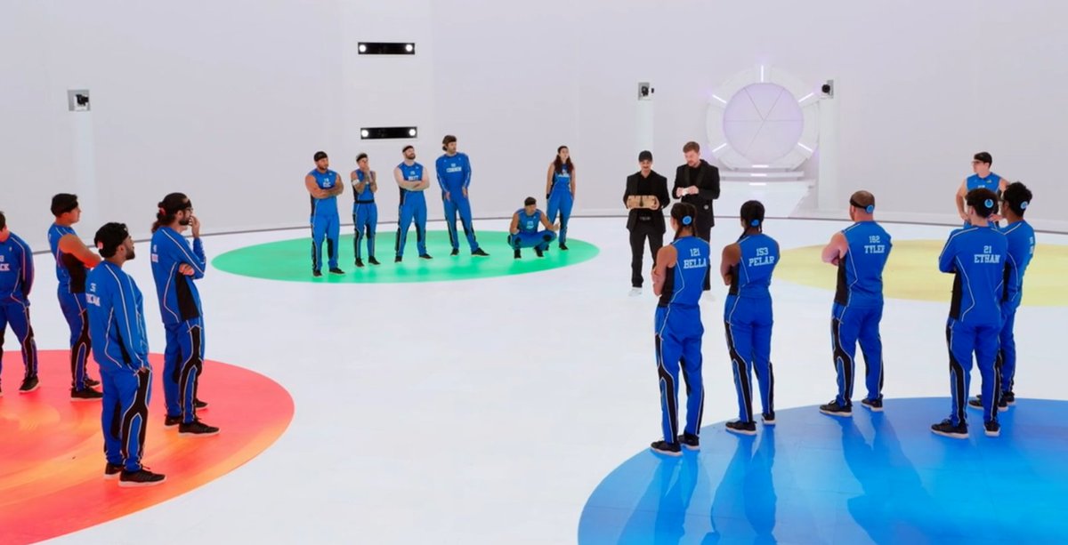 Jam2go's tweet image. In one of the “games,” contestants had to figure out the color dot on the back of their heads. They all just teamed up because there's no incentive to lie. 

So he just pulled random numbers out of a box to eliminate people.

They spent $100 million on this and didn't playtest it