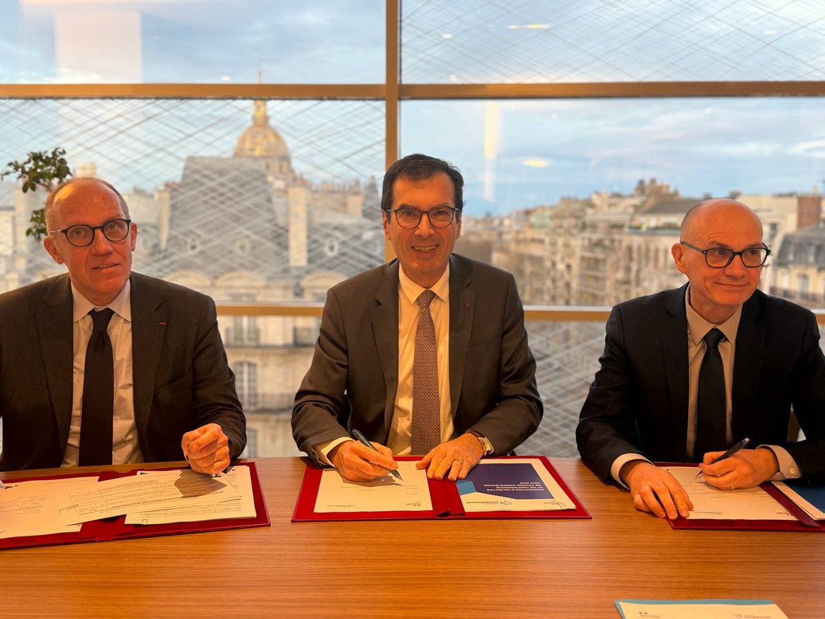 Je me réjouis de la signature du contrat d'objectifs et de performance entre l'Etat et <a href="/Fcompetences_fr/">France compétences</a> pour les années 2026-2028 effectué hier.

Un acte fort dont les retombées bénéficieront à notre jeunesse, nos entreprises, nos territoires et notre économie !