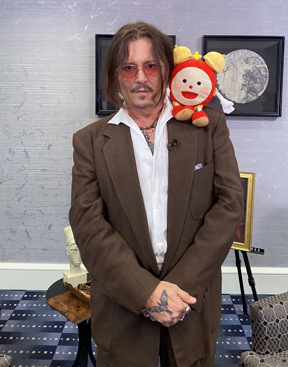 Tomorrow (14th Jan) on <a href="/cx_mezamashi/">めざましテレビ</a> TV ☀️🎬

God Dad (#JohnnyDepp) is interviewed about Modì, marking his return to directing after 30 years 🎥✨

He shares what matters most when choosing a project and shows his playful side with Mezamashi-kun 😆

(Repost from <a href="/cx_mezamashi/">めざましテレビ</a>)