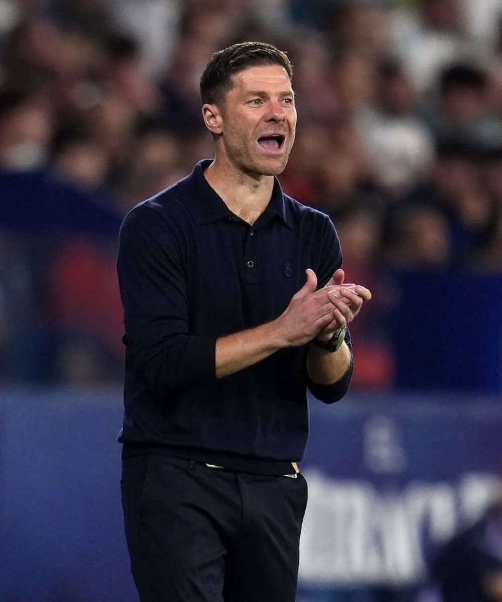 EditionMerengue's tweet image. Carlo Ancelotti avait recommandé au club de recruter un milieu de terrain après la retraite de Kroos.

Cela n’a pas été fait.

Xabi Alonso a ensuite émis le même conseil, avec le départ de Modrić.

Rien n’a été fait non plus. Les deux joueurs sont partis, et aucun renfort n’a été…