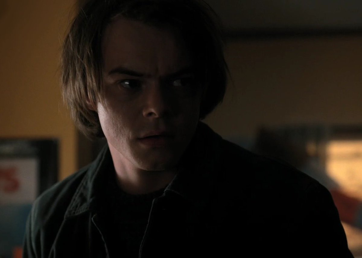 byerscentric's tweet image. oh jonathan byers side part, i still mourn you everyday 💔