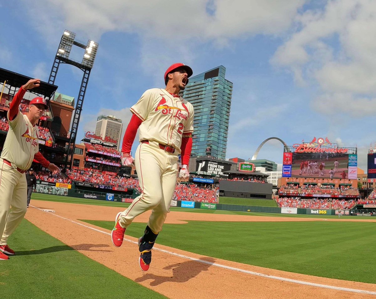 gatewaygrinders's tweet image. Nolan Arenado will go down as one of the best third basemen of all time.

Thanks for 5 years Nado, see you in Cooperstown 🥹