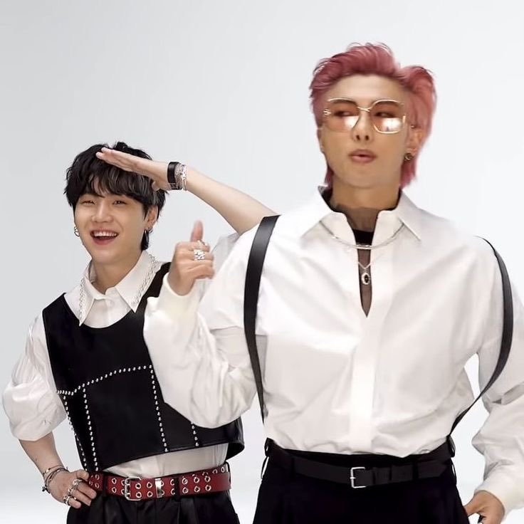 ZarinNodi's tweet photo. .
.

.

.
#bts #BTSComeback2026 #suga #yoong #rm #namjoon #ot7 https://t.co/yqBNu3d1BN