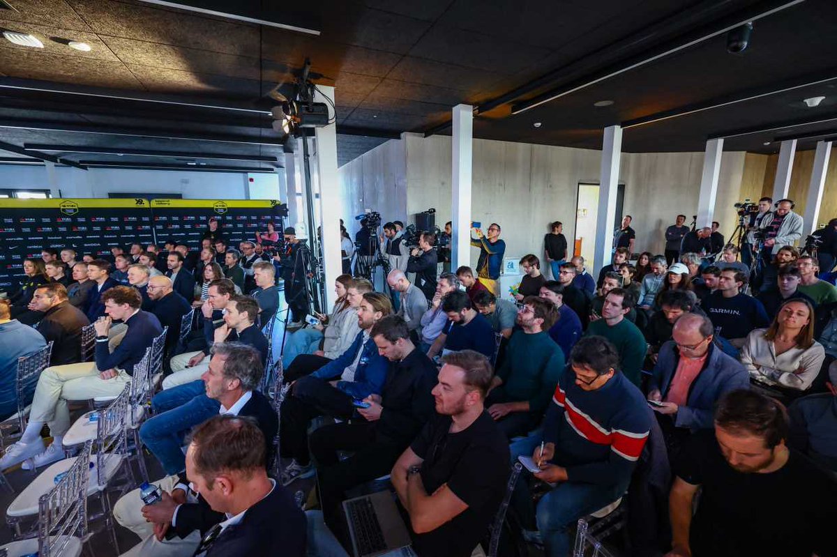 Bernabé Cano tweet media