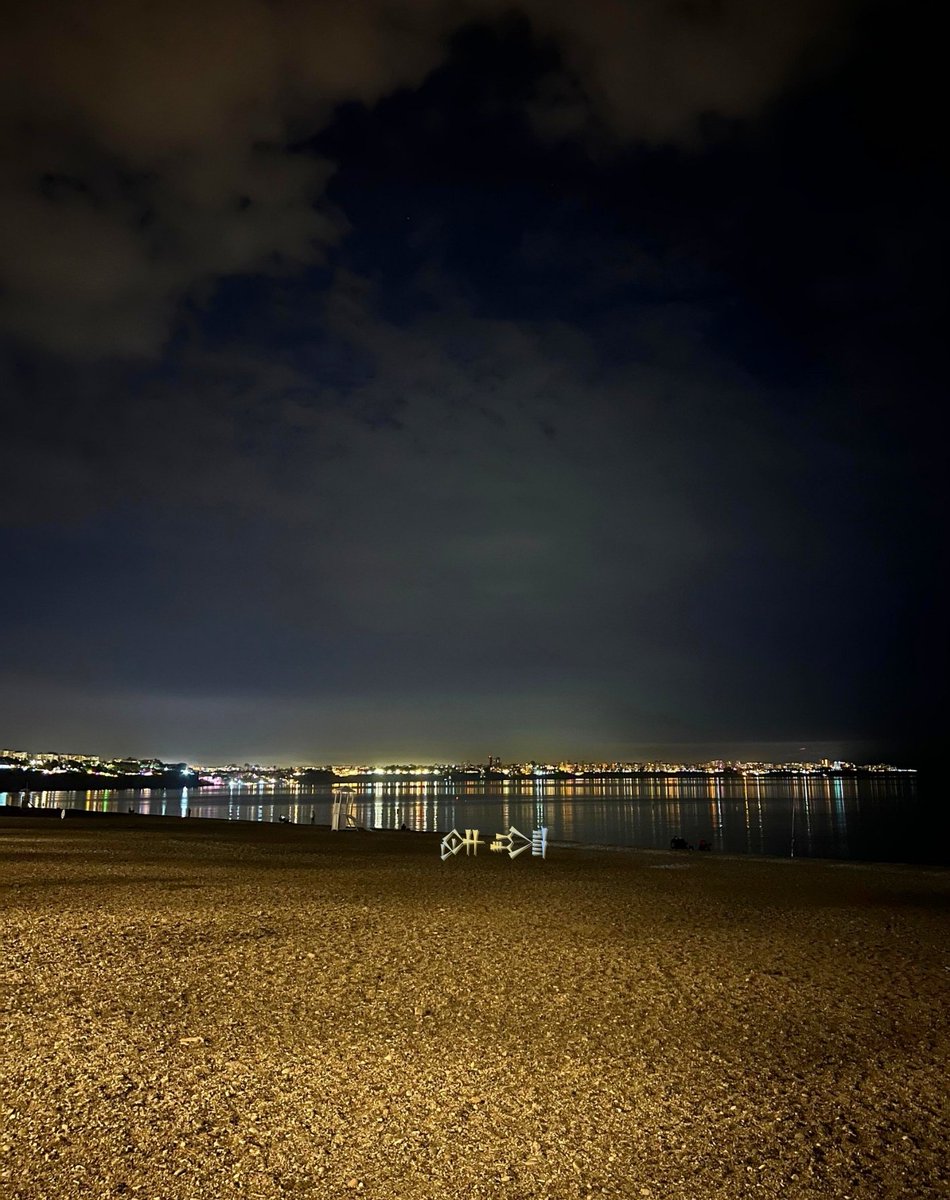 selineith's tweet image. ✨😌