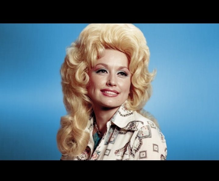 DollyParto81037's tweet image. SAY YES IF YOU LOVE ♥️ DOLLY PARTON 😍👋