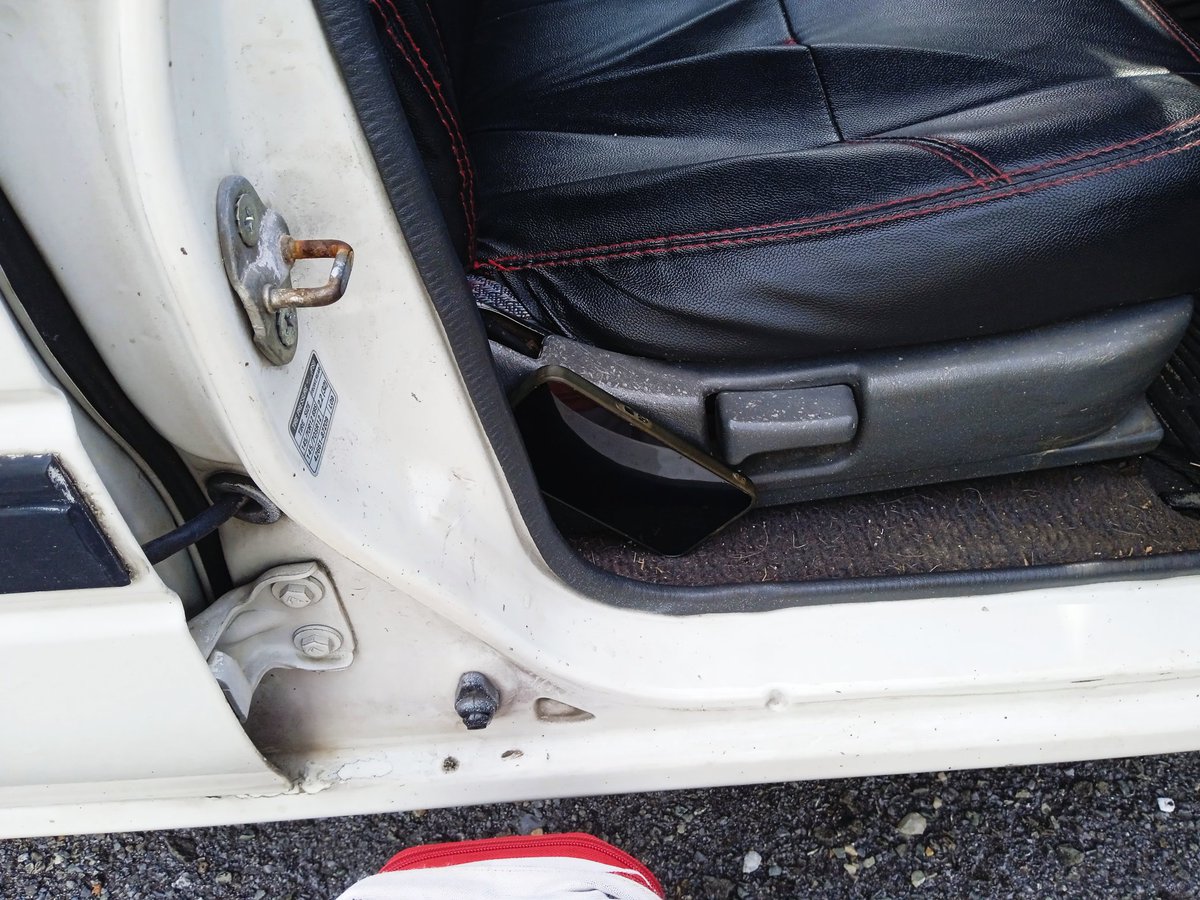 rob clément tweet media