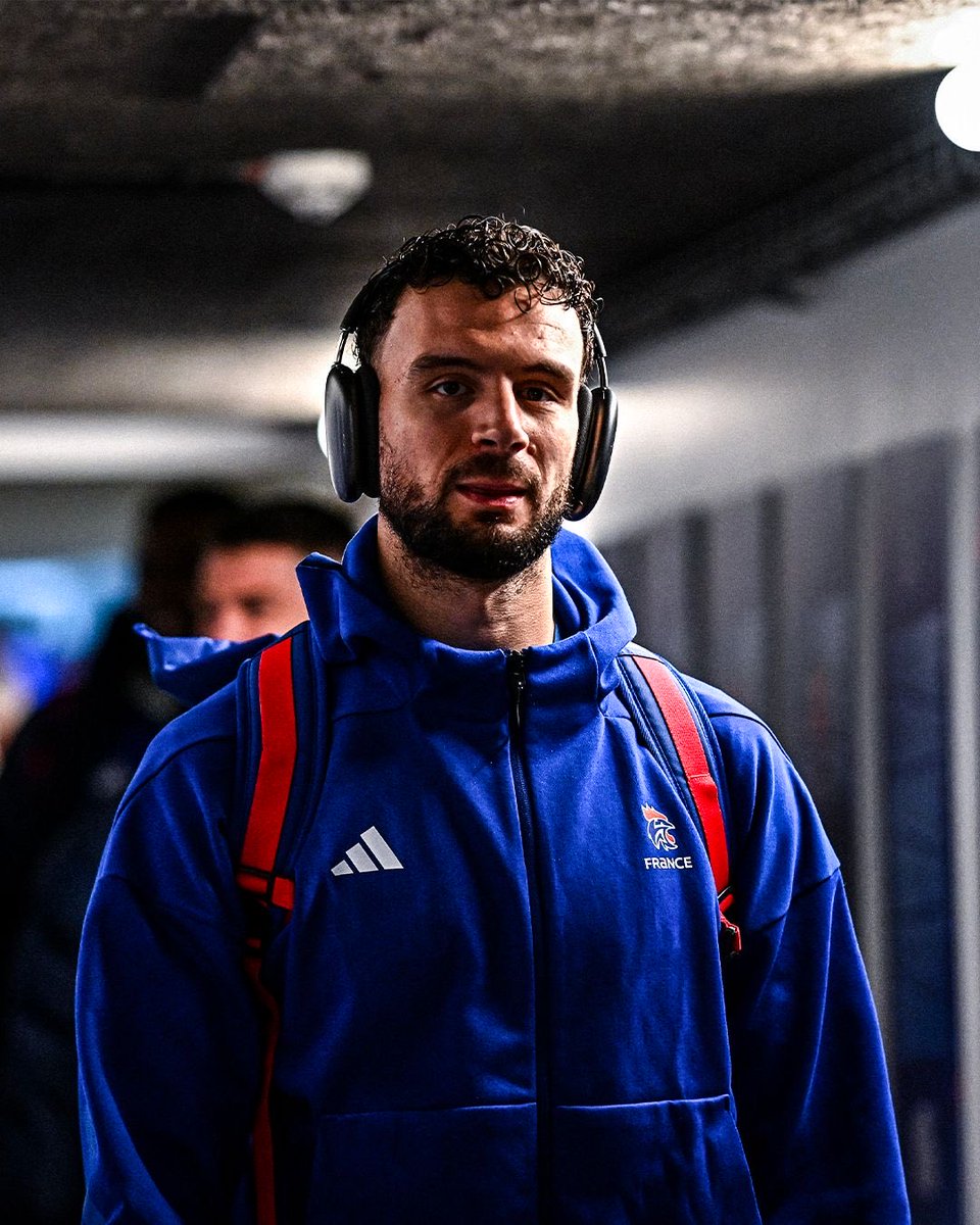 Nedim_Remili's tweet photo. Ce n’est jamais simple de renoncer à une compétition comme l’Euro.
Ne pas pouvoir défendre ces couleurs à l’Euro fait mal mais j’ai une confiance entière en ce groupe, Full support aux gars. Go get it boys 🇫🇷🤍 https://t.co/xuMk2oz6W5