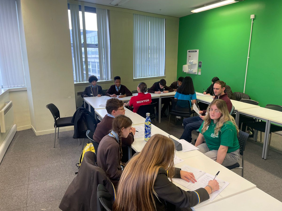 Mrs Hamilton tweet media