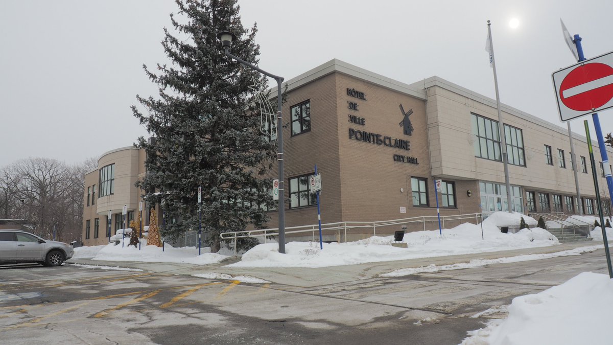 Pointe-Claire tweet media