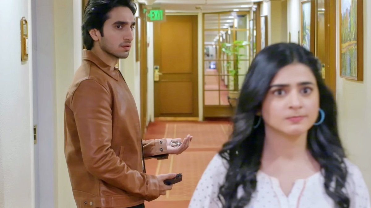 theyoyo__'s tweet image. People We Meet on Vacation (2023)