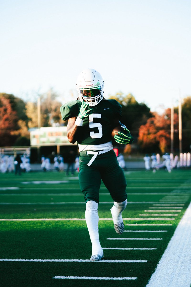 ArieusFinleyJr5's tweet image. hudl.com/v/2TW6uW
New Film! Arieus Finley
Derby KS c/o 27
5’8 175
NCAA Id: #2502522255

@CoachFlea @CoachDjSmith @WAzzuCoachGreen @CoachSTreadwell @BristerCade @coach_smith20 @CoachKarlMofor @CoachLawsonLU @CoachWhitted @coachgallon @MarquceeR @CoachRamey_ @CoachAtuaia