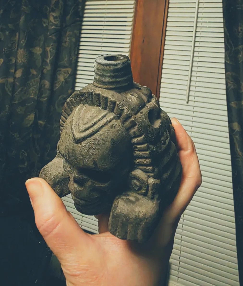 LePapillonBlu2's tweet image. Should I bring my Aztec death whistle to the ICE raids? 💨