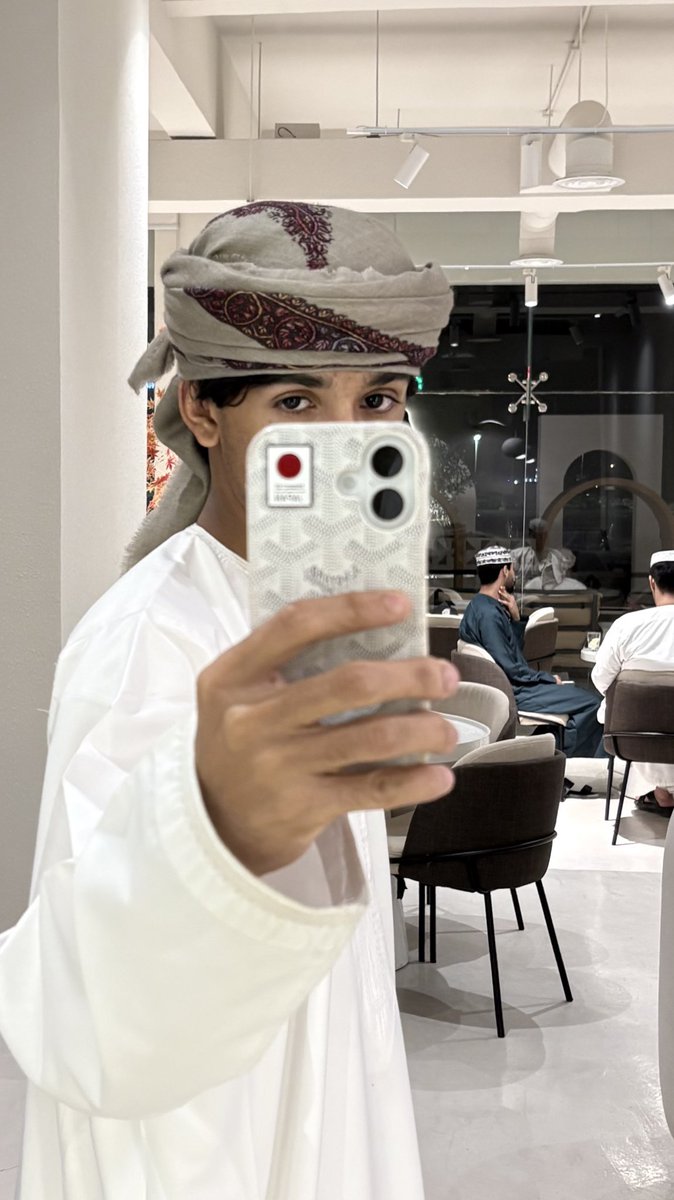 7h00d's tweet image. it’s عبرييي