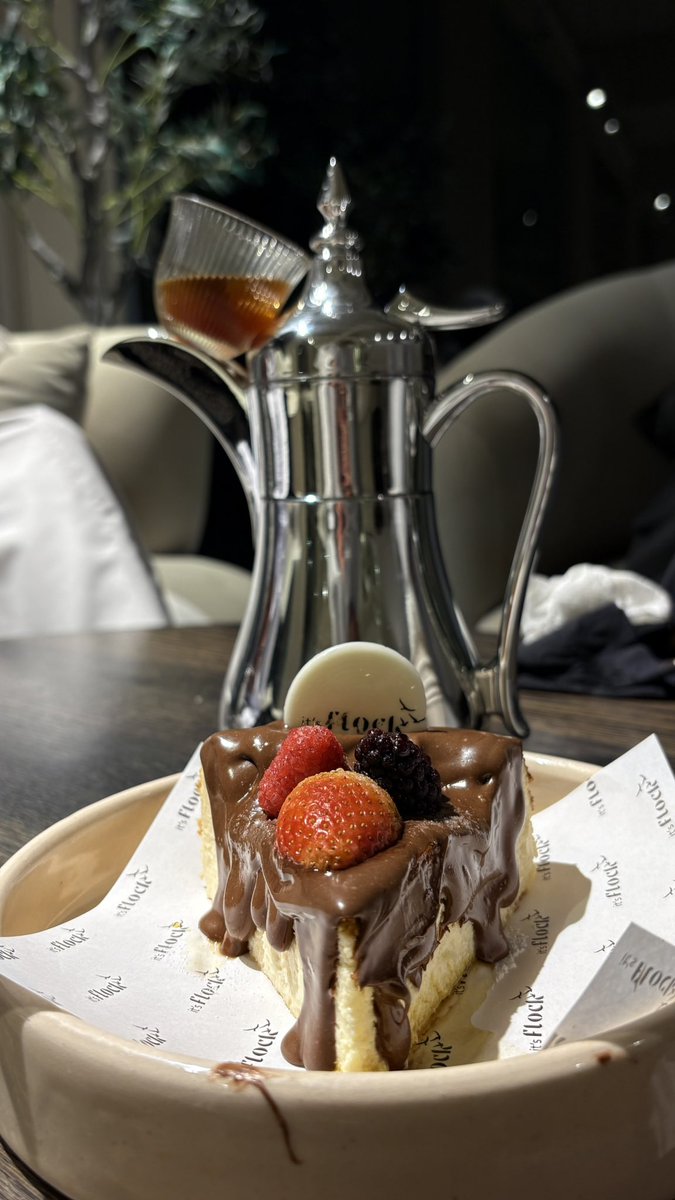 7h00d's tweet image. it’s عبرييي