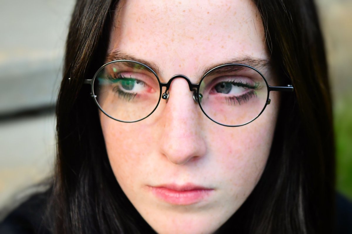 fuzweb's tweet image. From Screen to Scene!" 🎬💻 Protect your eyes with our blue-light blocking prescription glasses. Perfect for work and play! Explore options at FuzWeb.com. #BlueLightProtection #EverydayComfort