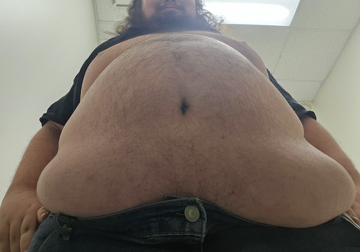 Happy tummy Tuesday ya'll, from up high and down low 👀