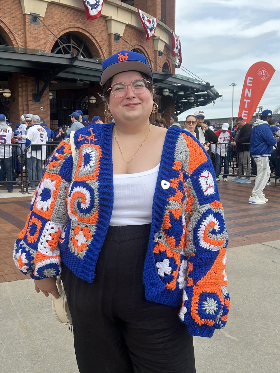 libsoftiktok's tweet image. People just changed the author to “People Staff” because Victoria Edel couldn’t handle the backlash.

This disgusting headline was written by @victoriaedel.

Feel free to let her know what you think. She’s tagged.