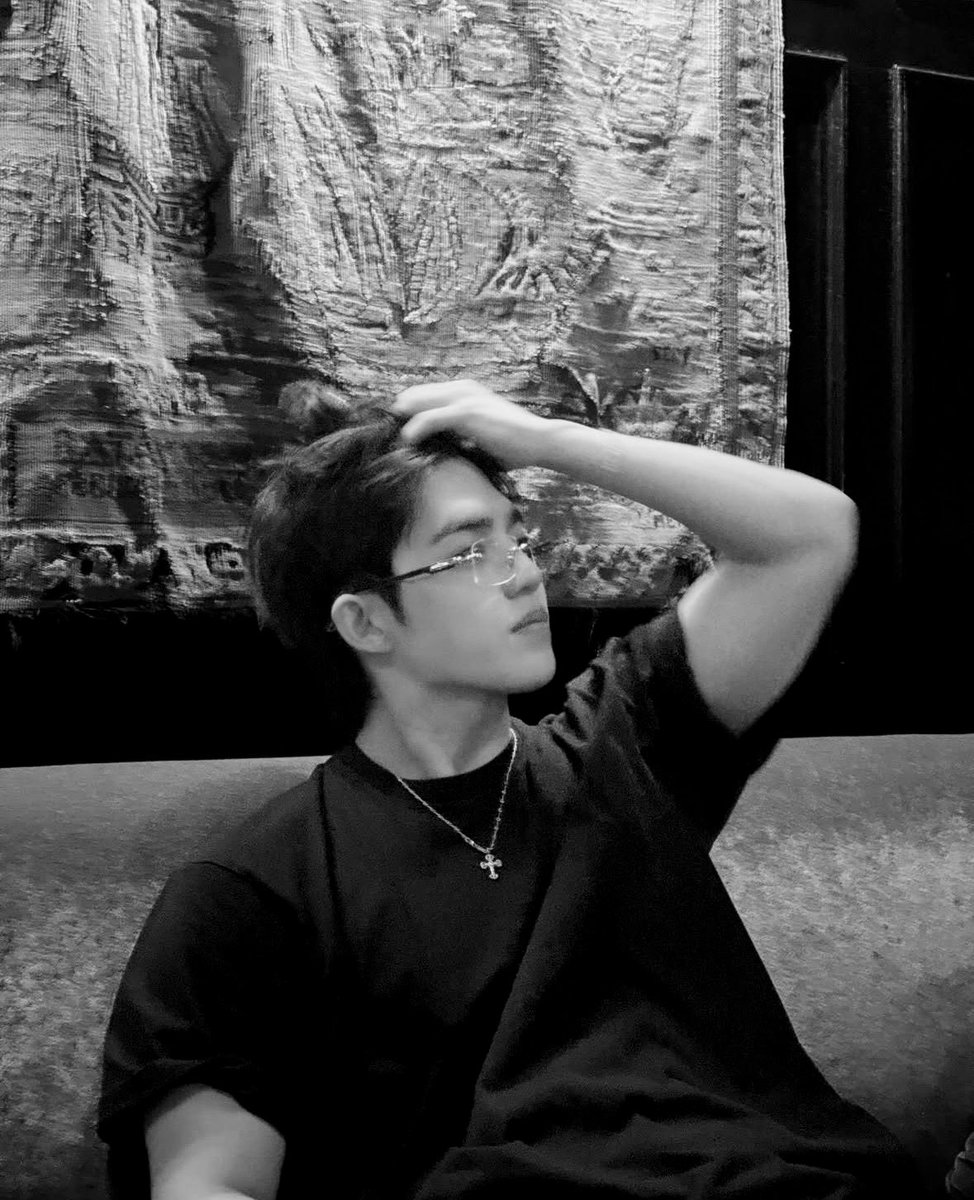 𝗜𝗥𝗜𝗦 𐂂 tweet media