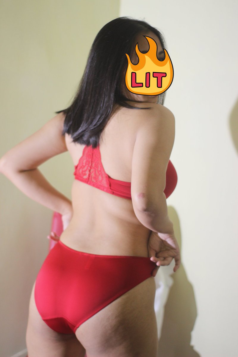yzu18436's tweet photo. Pasang harga tertinggi buat lontee ini https://t.co/m5vmJIbm2a