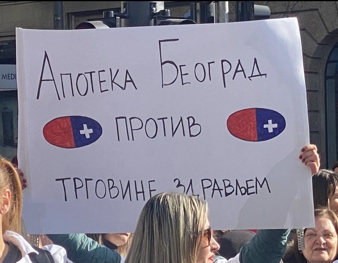 Beograd blokirao račun Apoteka Beograd?!

Dok Vučić lije lažne krokodilske suze zbog zaposlenih u ustanovama Apoteka Beograd, Šapić im dodatnom blokadom računa pečati sudbinu. Ako do sada nisu mogli da isplate zarade, sada sigurno neće moći.

To je kao da se neko baci u bazen da
