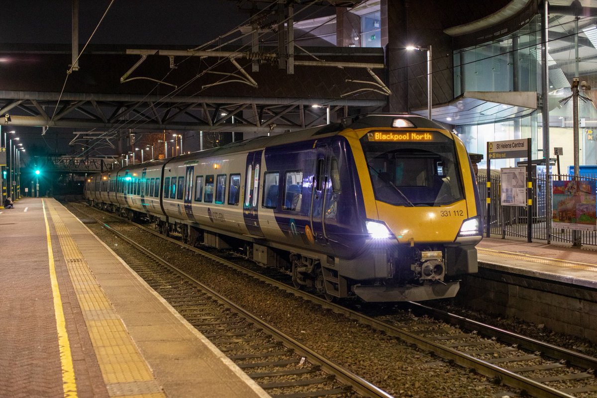 alexhornbyrail's tweet photo. 💥 What a #RailSale week it’s been! We’ve sold a colossal 198,236 tickets, but plenty of great value advance tickets continue to be available online & at stations.
Most popular routes:
1️⃣ Blackpool-Manchester
2️⃣ Sheffield-Scarboro
3️⃣ Leeds-Harrogate
4️⃣ Liverpool-Manchester https://t.co/1Q6Jpx8ddQ
