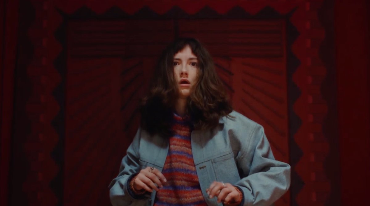 PRETTYBIRD tweet media