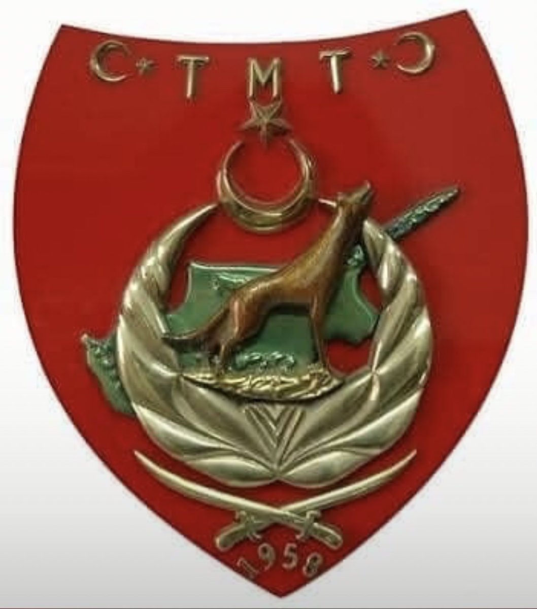 Biz EMANETÇİLERİZ;
Üzerinde HÜR yaşayalım diye CANLARINI,
KANLARINI vermiş olan insanların bize bırakmış oldukları TOPRAKLARI;
Babamızdan MİRAS bulmuş,
Miras yedi gibi ne SATABİLİRİZ ne de bırakıp kaçabiliriz
ALLAH kimseyi VATANINDAN uzak bırakmasın

Rauf DENKTAŞ

RUHU ŞADOLSUN..